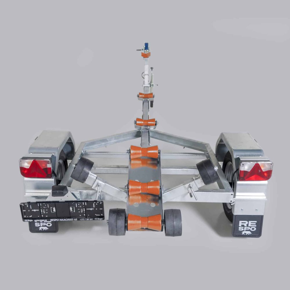 Прицеп для лодок 4.88x1.60 Прицеп для лодок 4.88x1.60