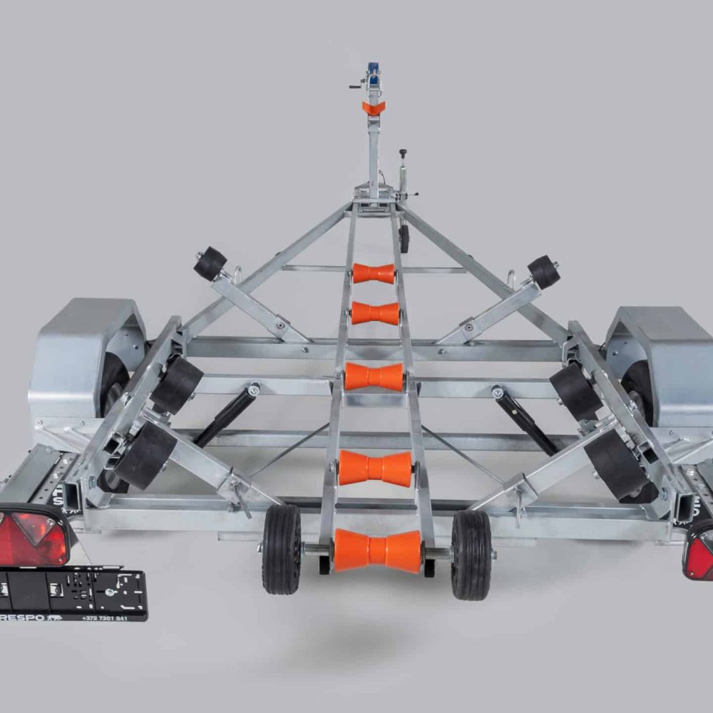 ПРИЦЕП ДЛЯ ЛОДОК 5.90x2.09 ПРИЦЕП ДЛЯ ЛОДОК 5.90x2.09