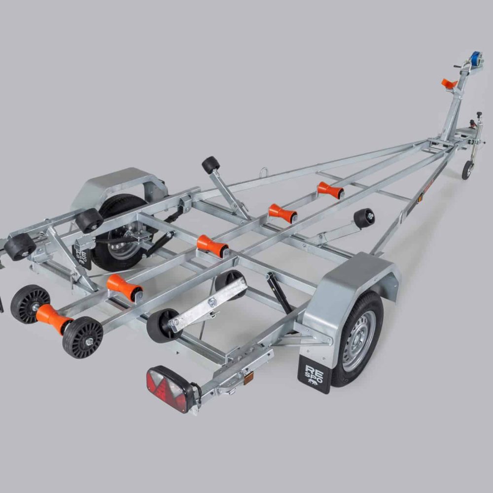 ПРИЦЕП ДЛЯ ЛОДОК 5.90x2.09 ПРИЦЕП ДЛЯ ЛОДОК 5.90x2.09