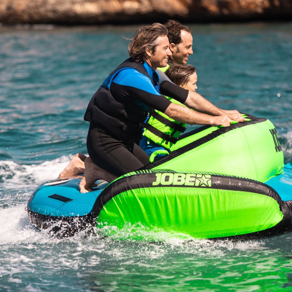 7461_230320008-actionshot-5-big 7461_230320008-actionshot-5-big