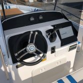 Juhtpuldiga Mootorpaat Poseidon R680