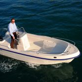 Mootorpaat Poseidon Fish 4.99 M isetühjenev paat