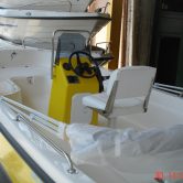 Mootorpaat Poseidon Fish 4.99 M kaptenitooliga