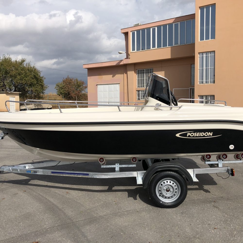 Mootorpaat Poseridon R455 Mootorpaat Poseridon R455