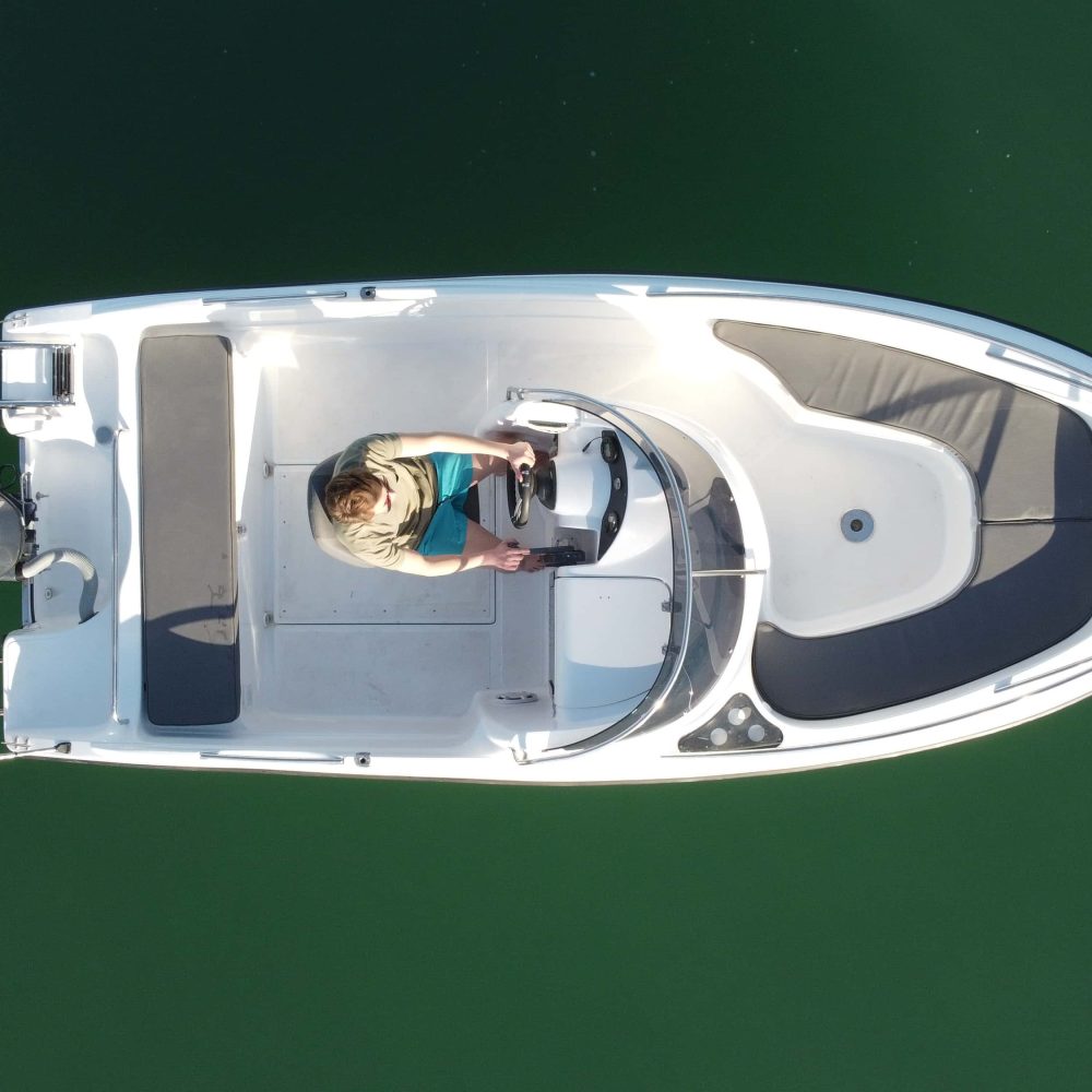 avatud Mootorpaat Poseidon Blue Water 5.40 avatud Mootorpaat Poseidon Blue Water 5.40