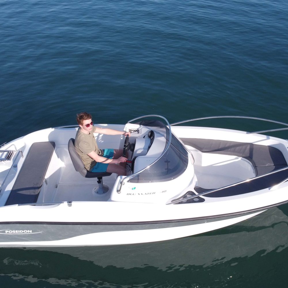 klaasplastpaat Mootorpaat Poseidon Blue Water 5.40 klaasplastpaat Mootorpaat Poseidon Blue Water 5.40