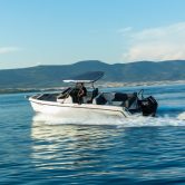 Mootorpaat protagon 25 sundeck merel sõiduks