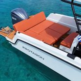 Mootorpaat protagon 25 sundeck pehmed istmed