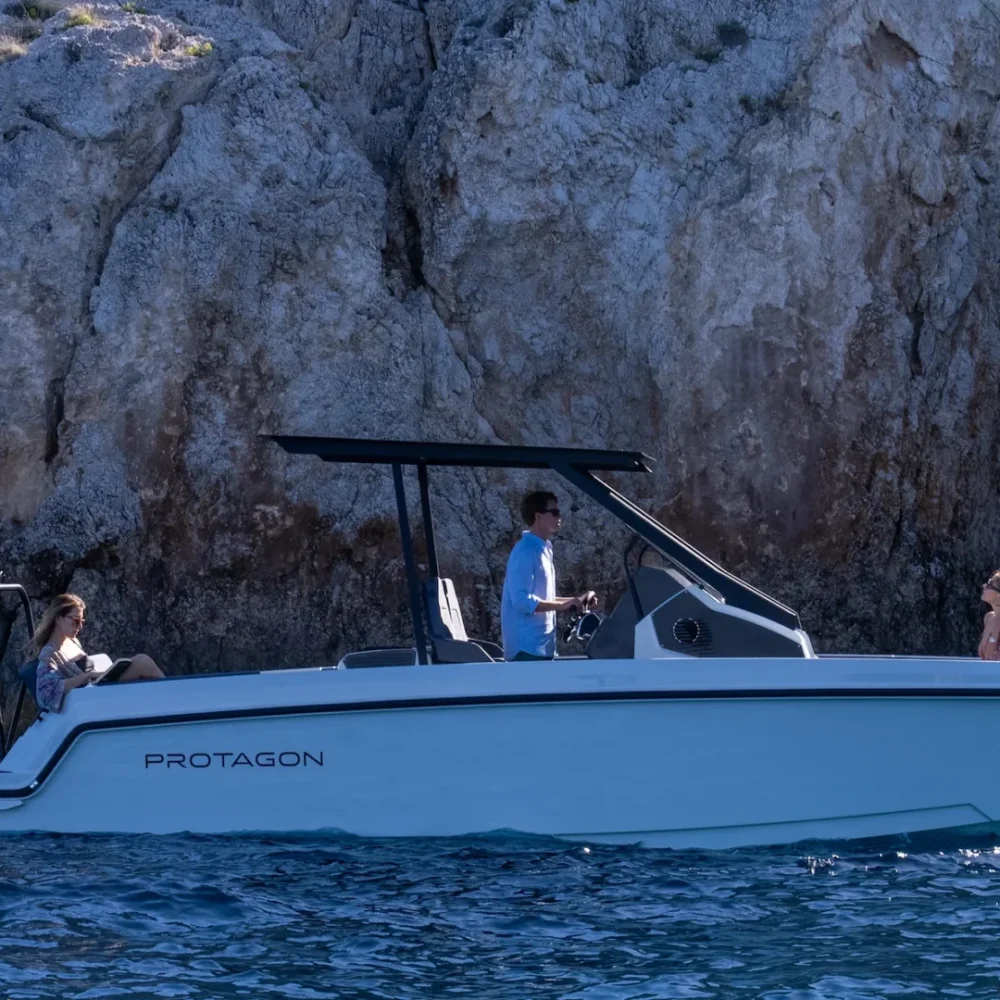 Mootorpaatide müük protagon 25 sundeck Mootorpaatide müük protagon 25 sundeck