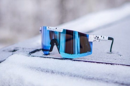 PÄIKESEPRILLID AMOQ VALGE/SININE